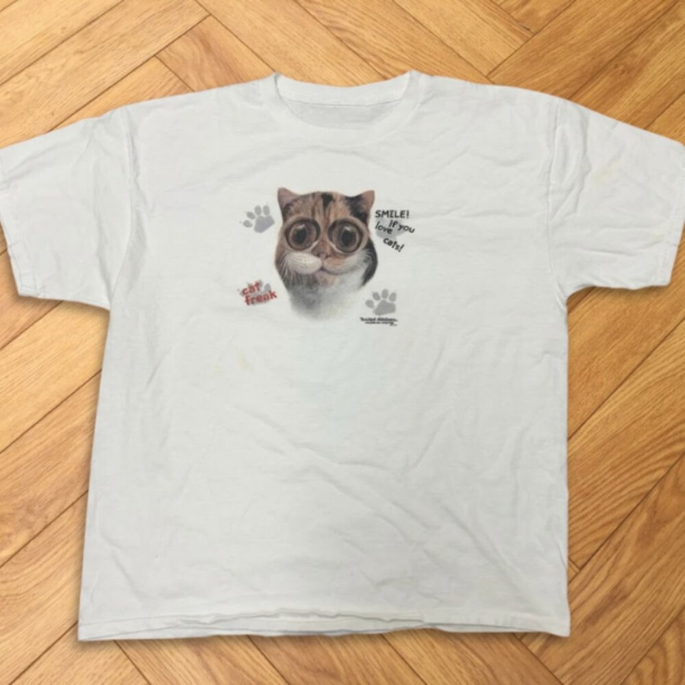 Smile If You Love Cats Graphic T-Shirt White Unisex Gildan 5000 Tee